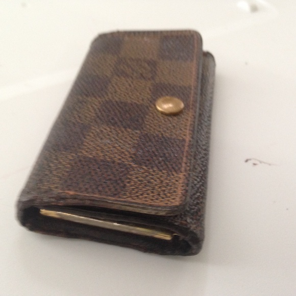 Authentic, Louis Vuitton, Damier Ebene 4-Hooks Key - Picture 4 of 7